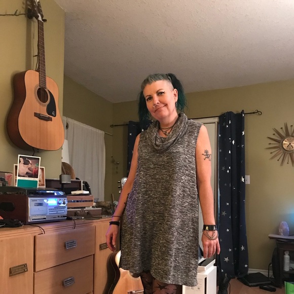 Meet your Posher, whim - Picture 4 of 11